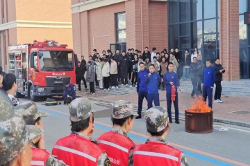 江淮工业学校开展学生寝室消防疏散演练活动